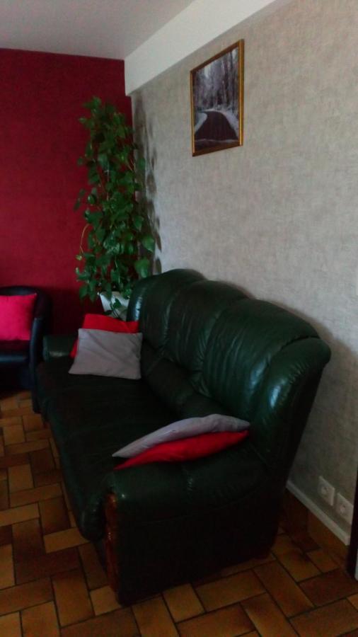 Les Tilleuls Hotel Janaillat Екстериор снимка